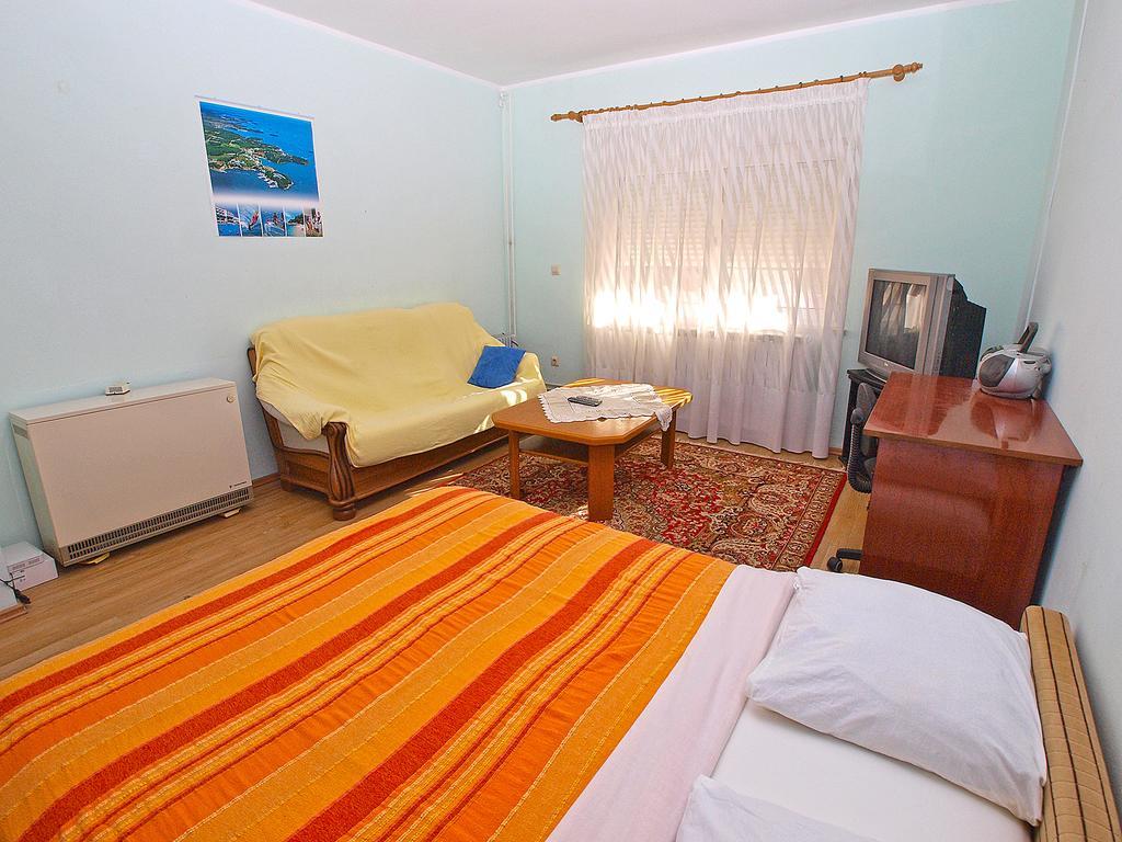 Apartments Pula 926 المظهر الخارجي الصورة